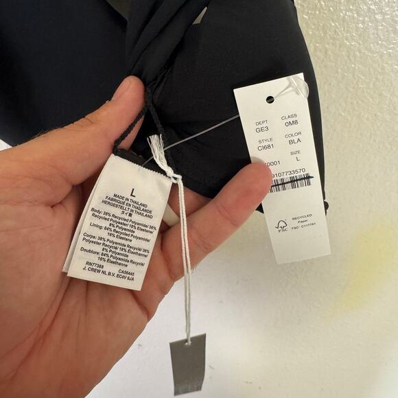 J.Crew Classic Sculpt Lana Bikini Top SZ L Black V-Neck Adjustable Removable Pad - Picture 7 of 9